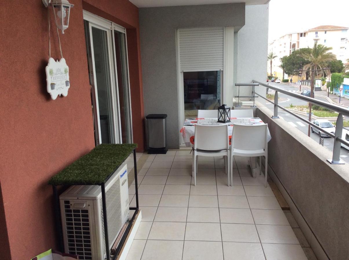 Bord De Mer Frejus Exterior photo