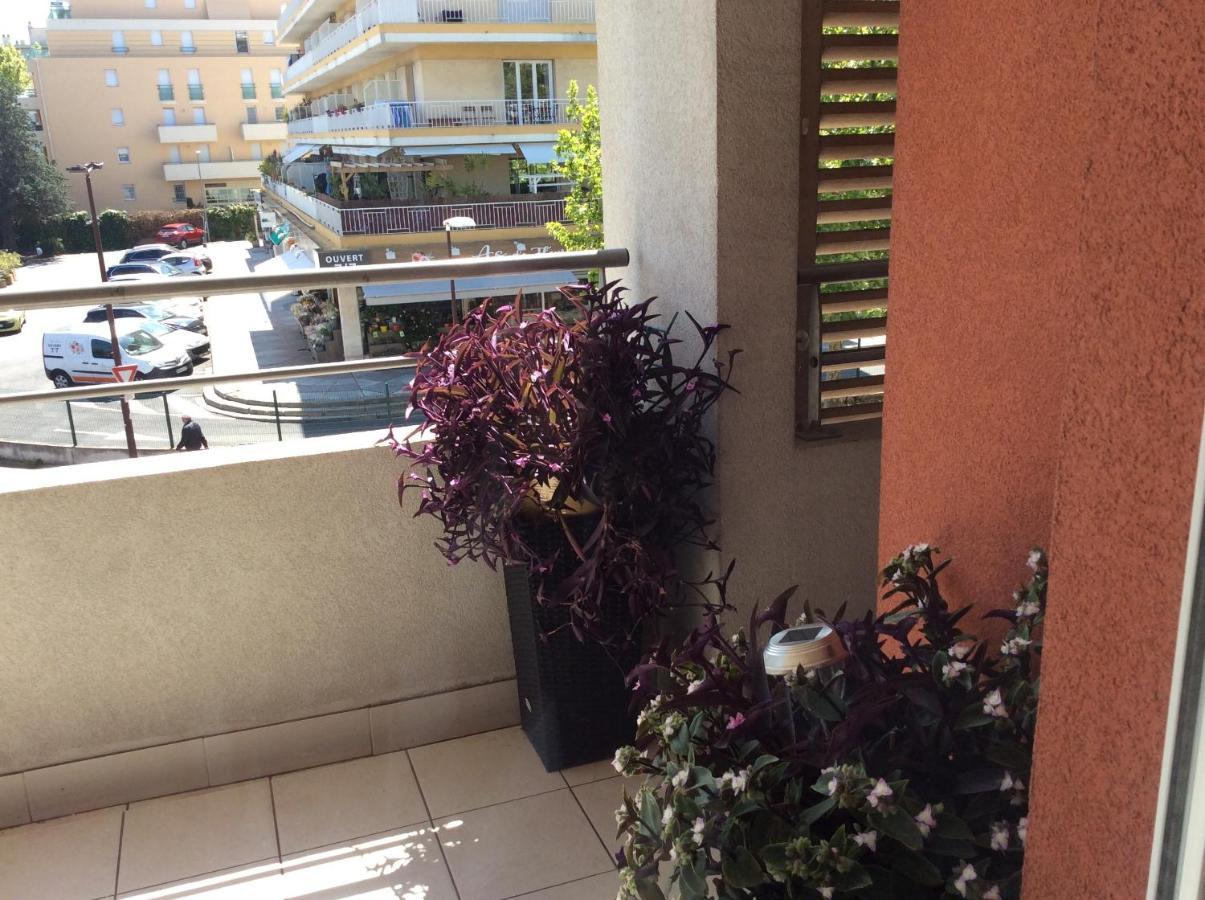 Bord De Mer Frejus Exterior photo